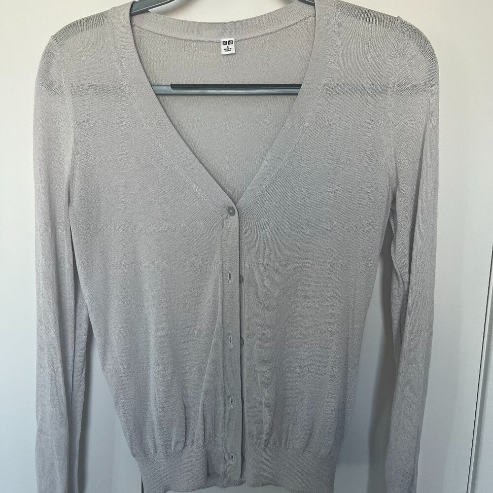 Uniqlo Sheer Grey Cardigan Size Small